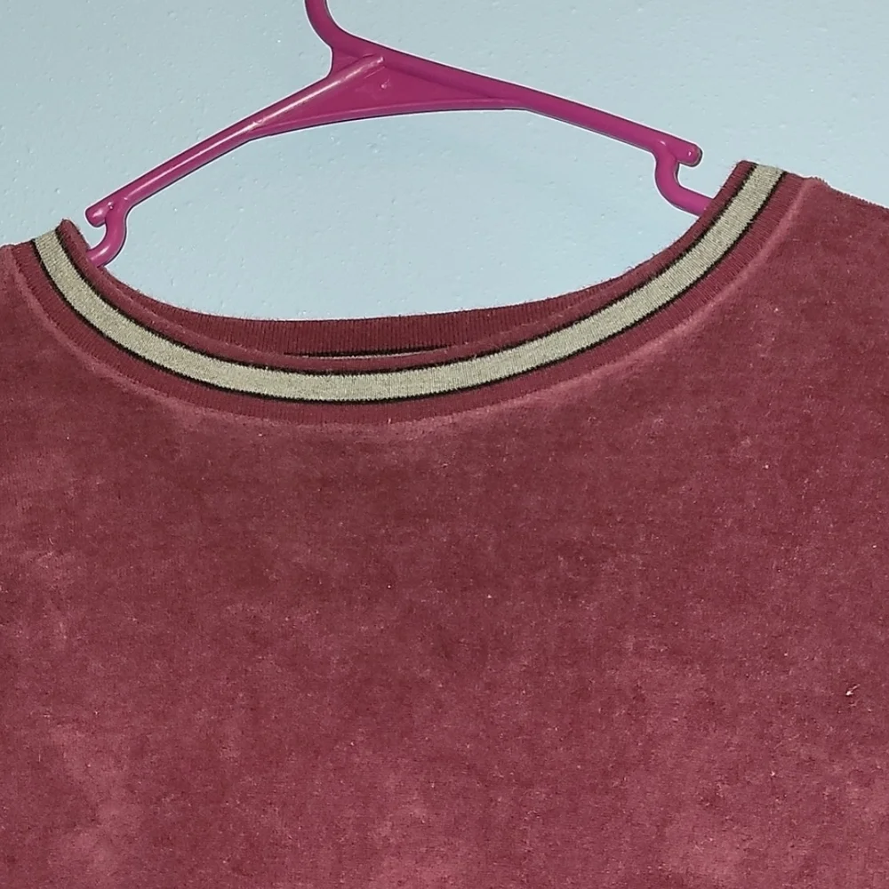 American Eagle Outfitters Men's Maroon Sweater with Striped Details